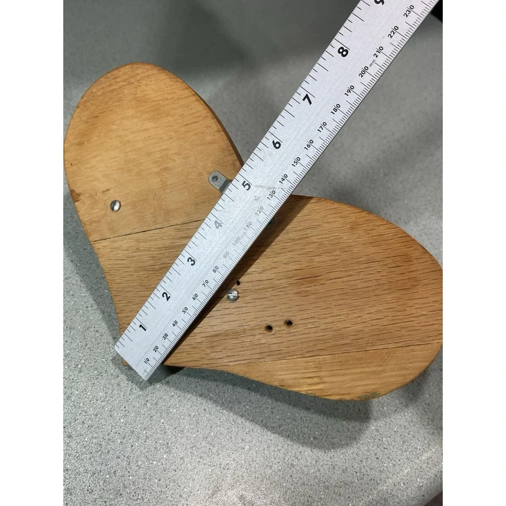 Small Wooden Heart Decorative Trinket Shelf Cottage Grandma Core 90s 9.5 Inch